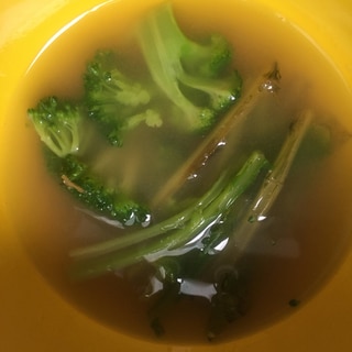 かぶの葉と、ブロッコリーの味噌汁
